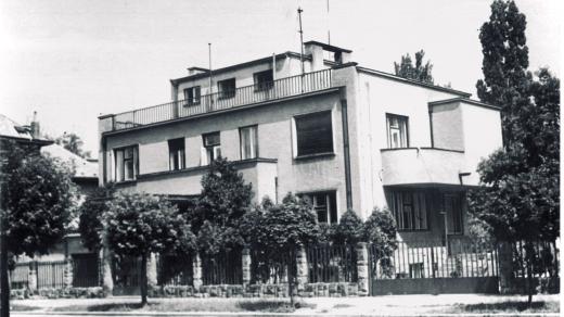 Hradecké studio v prvních letech po válce