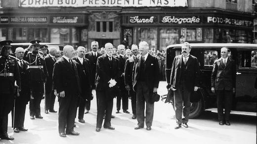 Prezident Masaryk při návštěvě Hradce Králové v roce 1929