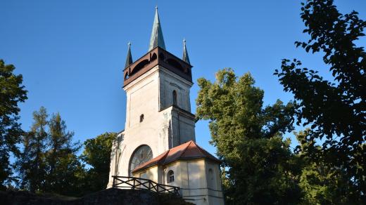 Rozhledně Bolfánek se nejprve říkalo Wolfgánek