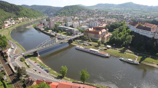 Pohled na Děčín z Pastýřské stěny