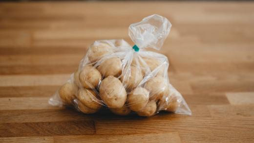 Plastový sáček na potraviny brambory