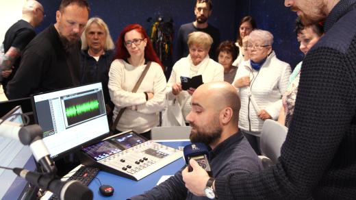 Návštěvníci v království zvukaře Tomáše Přidala