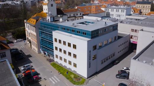 Budova Českého rozhlasu České Budějovice v ulici U Tří lvů