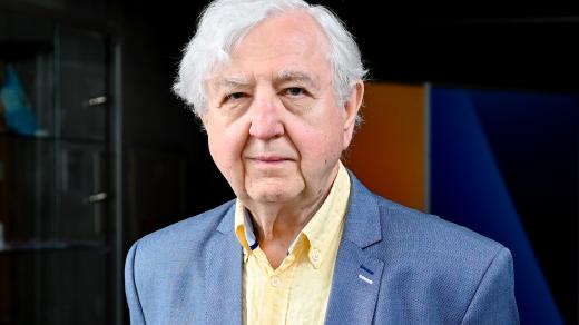 Bývalý politik a zakladatel ODA Pavel Bratinka v pořadu Osobnost Plus.