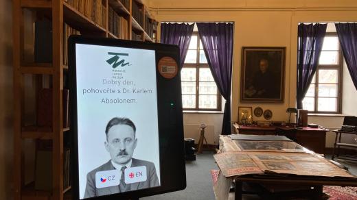 V Moravském zemském muzeu v Brně si návštěvníci díky umělé inteligenci promluví s archeologem Karlem Absolonem