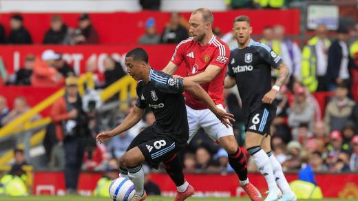 V posledním kole proti sobě bojoval Manchester United s Aston Villou