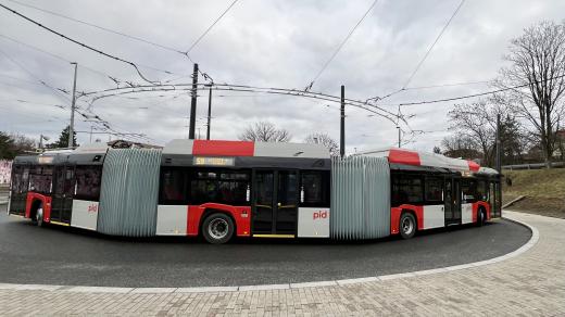 Trolejbus Škoda-Solaris na lince 59