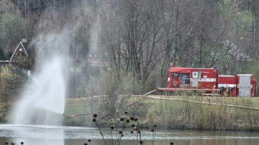 Zásah hasičů u kontaminované vody v Hustopečích