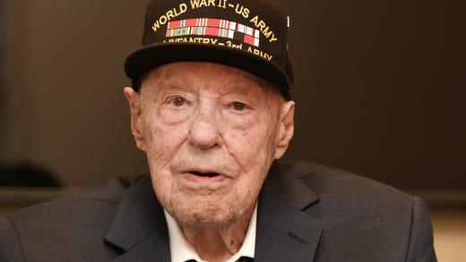 Americký veterán Harry Humason