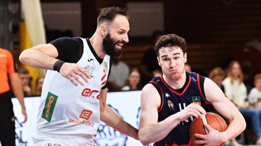 Finále play-off basketbalové ligy mužů