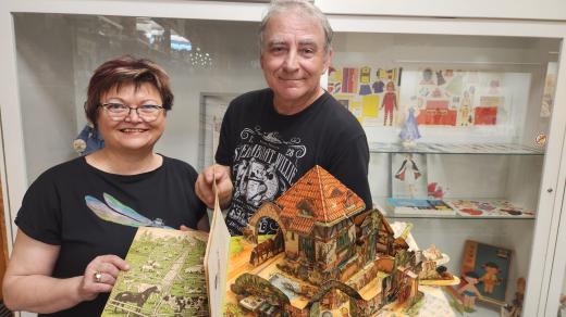 Muzeum hraček Ostrava - šéf Radek Čižmář, sběratelka Šárka Zwardoňová