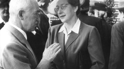 Předsedkyně Rady československých žen Milada Horáková s prezidentem Edvardem Benešem v roce 1947