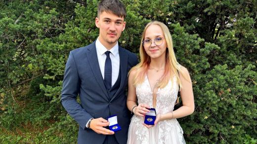 Ladislav Vrabec je nejlepší klempíř a Vendula Radoňová je nejlepší autolakýrník