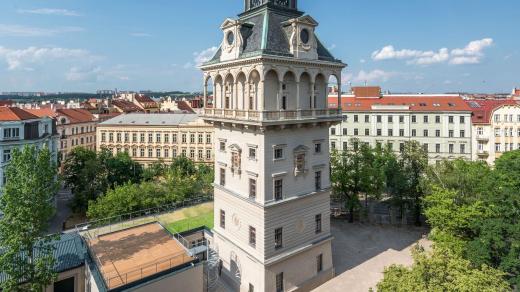 Věž po rekonstrukci, kterou prováděla architektonická kancelář Petr Hájek - Architekti