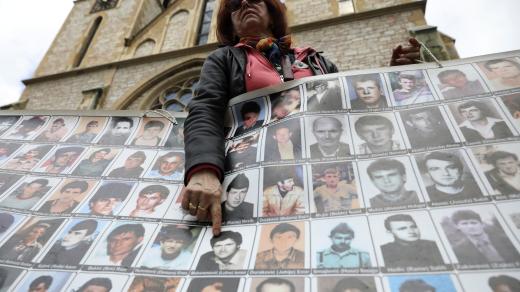 Válka v Jugoslávii, pohřešování, masakr ve Srebrenici