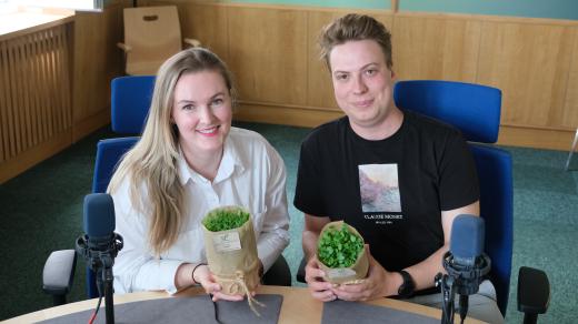Veronika Slavíkova a Martin Peška ve studiu Českého rozhlasu Hradec Králové