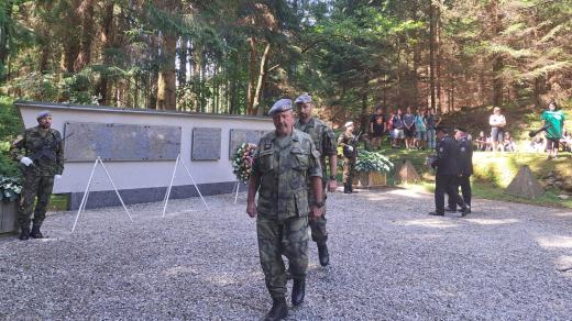 Pietní akt ve Spáleném lese v Lubech u Klatov