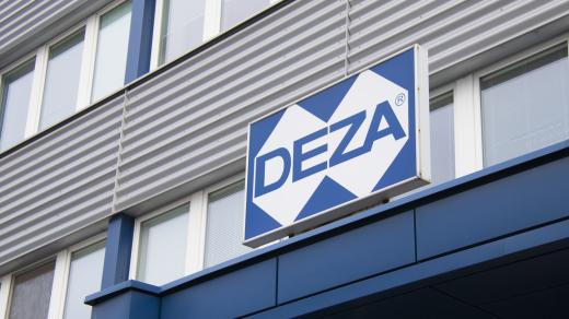 Budova chemičky DEZA ve Valašském Meziříčí