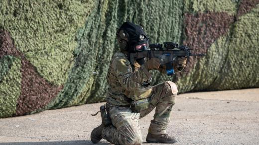Žatecká 4. brigáda rychlého nasazení připravila k 26. výročí vstupu Česka do NATO bojové ukázky