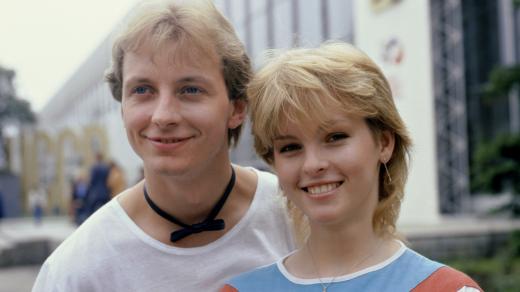 Petr Sepéši a Iveta Bartošová v červnu 1985