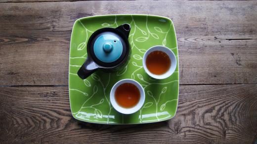 Čaj a jeho historie, druhy, příprava, prospěšnost pro zdraví a očistu těla (ilustrační foto)