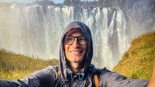 Tadeáš Šíma u Viktoriiných vodopádů
