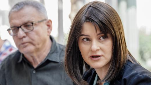 Jana Maláčová (vpravo) a Lubomír Zaorálek (oba SOCDEM)