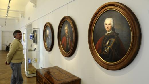 Ústecké muzeum. Výstava Světlo zbořeného města, která se věnuje životu a dílu architekta a historika Alfreda Piffla