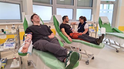 Dárci krve na transfúzním oddělení nemocnice v Českých Budějovicích