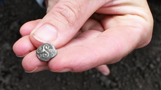 Objev keltského sídliště na Hradecku - mince