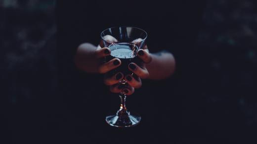 Číše - alkohol
