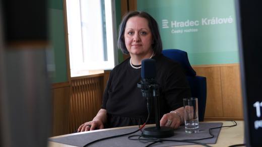 Markéta Čermáková ve studiu Českého rozhlasu Hradec Králové