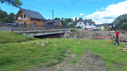 V místech loňských povodní dojde k dvojité demolici a výstavbě mostů