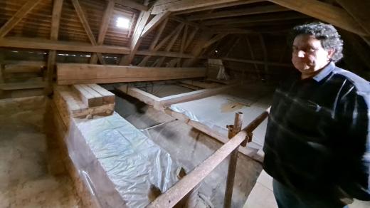 Půda zámku Kratochvíle na Prachaticku, kterou si oblíbili netopýři