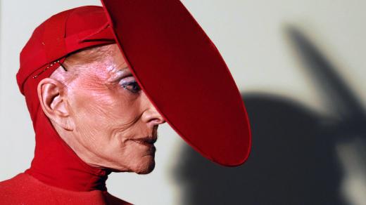 Soňa Červená v opeře Lacrimae Alexandre Magni