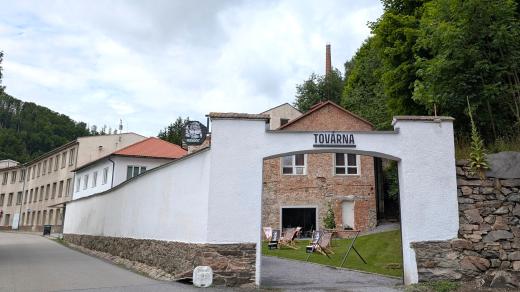 Areál bývalé továrny ve Víru u Bystřice nad Pernštejnem znovu ožívá