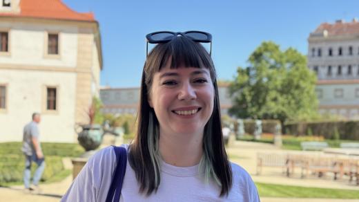 Francouzská průvodkyně Averil Huck