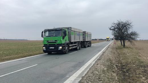 Kamiony budou 2 měsíce jezdit objížďkou, silnice I/36 bude zavřená