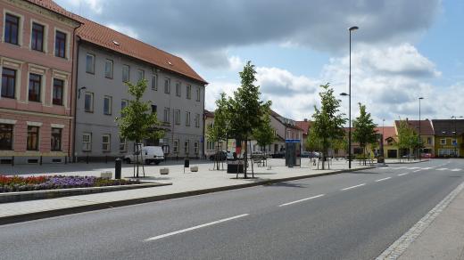 Lomnice nad Lužnicí, náměstí 5. května