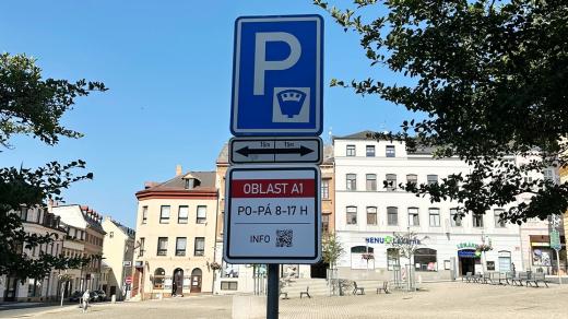Doba placeného parkování se v Jablonci nad Nisou od poloviny srpna zkracuje