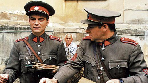 Ivan Trojan a Tomáš Töpfer v seriálu Četnické humoresky