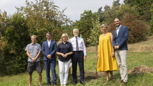 Prezident Petr Pavel se stal součástí projektu Kořeny osobností