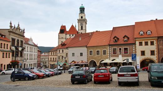 Prachatice, Velké náměstí, parkování