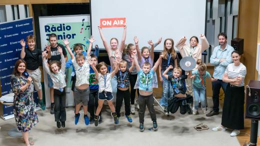 Skupinka z příměstského tábora Českého rozhlasu