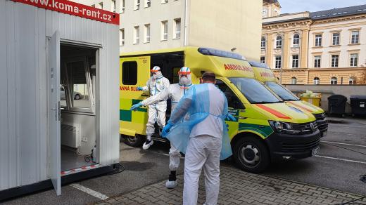 Dekontaminace posádky po zásahu u pacienta s onemocněním Covid-19