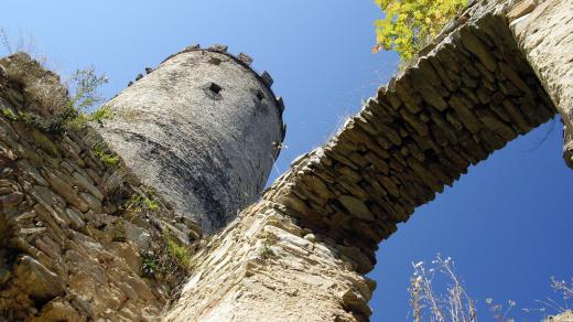 Hrad Šelmberk u Mladé Vožice na Táborsku