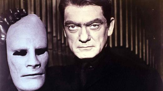 Jean Marais s maskou Fantomase