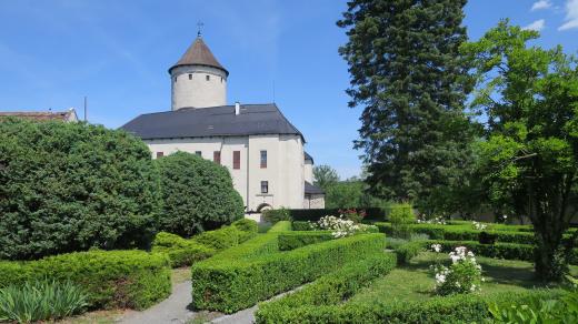 Zahrada na hradě Rychmburk