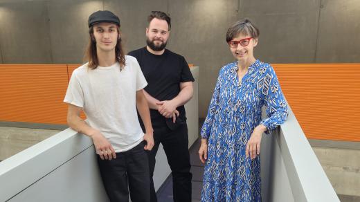 Kryštof Dvořák Pivoňka, Marko Čambor a Iva Knobloch v ArtCafé