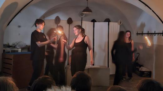 Žáci školy v Chříči se seznamovali s historií soužití Čechů a Němců v českých zemích